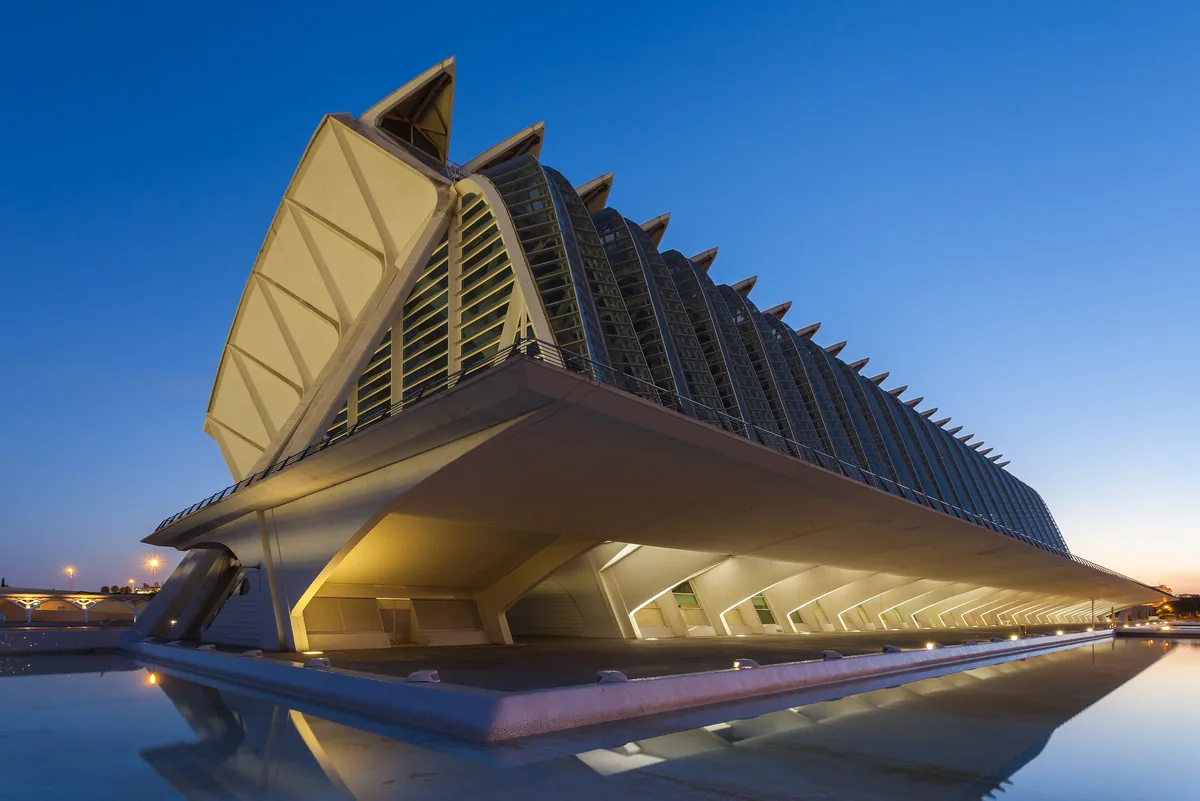 The white ribbed concrete structure of the science museum in the City of Arts and Sciences.